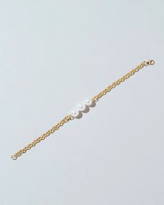 Liquid Chain Bracelet | Mociun Geometric Tessellation, Gold Herringbone Chain, Dog Chain, Edwardian Engagement Ring, Station Bracelet, Herringbone Chain, Colorless Diamond, Gold Alloys, Pearl Collection