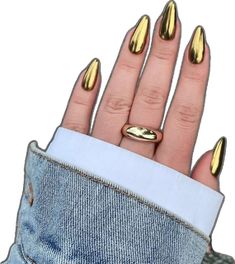 Nails Metallic Chrome, Metallic Gold Nails, Gold Chrome Nails, Gold Acrylic Nails, Chrome Nail Art, Milky Nails, Chrome Nails Designs, Metallic Nails, Neutral Nails