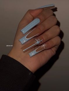 Christmas French Acrylic Nails, Christmas Tapered Square Nails, Winter Long Acrylic Nails, Winter Nail Sets Acrylic, Winter Season Nails Acrylic, Christmas Nail Set Ideas, Christmas Xl Nails, Winter Nails 2023 Trends Acrylic Long, Long Square Acrylic Nails Christmas