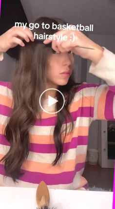 Try this hairstyle ! Credit /@_.lizethhhh!! Hair Face Framing, Curtain Bangs Medium Hair, Curtain Bangs Round Face, Bangs Round Face, Bangs Medium Hair, Hair Curtain, Framing Bangs