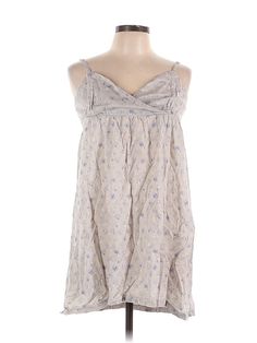 Uniqlo Casual Dress Size: Large Gray Dresses - used. No Fabric Content, Scoop Neck, Short, Sleeveless | Uniqlo Casual Dress: Gray Dresses - Used - Size Large Summer Sleeveless Spaghetti Strap Dress, Sleeveless Mini Dress With Floral Print, Gray Casual Dress, Gray Dresses, Gray Dress, Uniqlo, Casual Dresses For Women, Casual Dress, Casual Dresses