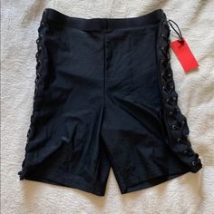 Super Cute Stretchy Shorts. Never Worn And Still Has Tags. The Length Is More Like Biker Shorts Style And They’re High Waisted. They Fit Closer To A Small. Stretchy Shorts, Shorts Style, Biker Shorts, Bike Shorts, High Waisted Shorts, Super Cute, High Waisted, Bike, Womens Shorts