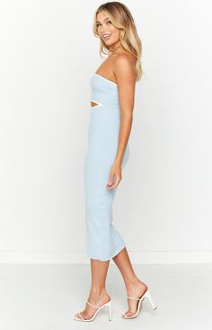 * Blue Strapless Midi Dress 
 * Slide into this cute strapless midi dress () for your next date night! Gorgeous when paired with a white bag () and shoes (). 
 * 
 
 * Strapless style 
 * Heavy weight knit material 
 * Lots of stretch 
 * Unlined 
 * Under bust cut out with white trim 
 * Midi length Fitted Midi Strapless Dress For Day Out, Blue Midi Dress With Straight Neckline For Brunch, Chic Light Blue Strapless Dress, Spring Midi Dress For Day Out With Straight Neckline, Spring Midi Dress With Straight Neckline For Day Out, Spring Midi Strapless Dress For Day Out, Blue Midi Dress With Straight Neckline For Date Night, Casual Strapless Evening Dress For Spring, Spring Casual Evening Strapless Dress