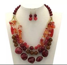 Handmade triple strand strand chunky necklace makes a great statement piece.  Big beautiful beads you'll love!  Thank you for shopping :) Layered Necklaces Boho, 3 Layer Necklace, Stone Necklace Set, Red Beaded Necklaces, Layered Necklace Set, Stone Beaded Necklace, Beaded Statement Necklace, Work Jewelry, Bridesmaid Necklace