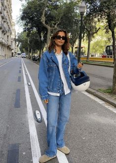 My Fall 2023 Trend Forecast Fall Denim Jacket, Emelie Lindmark, Birkenstock Outfit, Denim Street Style, Denim Jacket Outfit, Skandinavian Fashion, Oversized Denim Jacket, Vintage Denim Jacket, Trend Forecasting