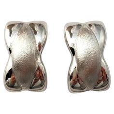 14K White Gold X Earrings - These gorgeous earrings are a staple to any outfit. Size: 17.6mm X 10.9mm X 4.8mm Weight: 3.5dwt. / 5.5 gr. Marked: 14KT Very good condition, professionally polished. Will come packaged in a gift box or pouch (when possible) and will be shipped U.S. Priority Mail Insured. AD04212024 Gorgeous Earrings, Priority Mail, Gift Box, Jewelry Earrings, White Gold, Pouch, Drop Earrings, 10 Things, Gold