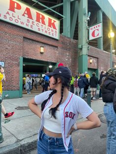 Red Sox Aesthetic, Red Sox Outfit, Baseball Outfits, Boston Baseball, Aesthetic Happy, Outfit College, Socks Aesthetic