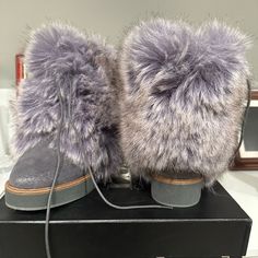 Leather Boots. Shearling Lined. Antique Metallic Finish. Luxe Faux Fur Wrap. Comes With The Box. Party Boots With Faux Fur Lining, Luxury Silver Winter Boots, Silver Leather Winter Boots, Short Winter Boots, Faux Fur Wrap, Fur Wrap, Tall Leather Boots, Sheepskin Boots, Studded Boots