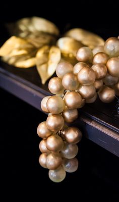 a bunch of grapes that are sitting on a table