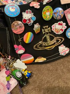 Anime Crafts, Cool Backpacks, Cute Pins, Cute Bags