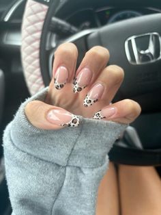 almond nails, leopard nails, cheetah acrylic nails, french tips Almond Leapord Nails, French Nail Art Almond, Simple October Nails Almond, Coffin Cheetah Nails, Cute Nails Cheetah, Almond Nails Cheetah Print, Leopard Print French Tips Almond, Almond Cheetah Print Nails, Almond Shape Nail Art Designs