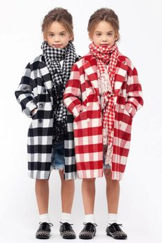 Ermanno Scervino Junior Photography Tattoo, Gingham Fashion, Identical Twins, Ermanno Scervino, Winter Kids, Italian Luxury, Fashion Mode, Fashion Kids, Childrens Fashion