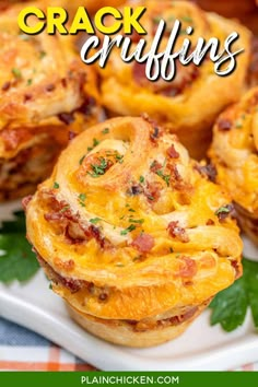 Crack Cruffins Recipe - Cheddar, Bacon & Ranch Cruffins - buttery flaky pastries that are perfect for game day, snack, lunch, and dinner. Effortless to make and they taste AMAZING! Crescent roll dough topped with ranch dressing, cheddar cheese, and bacon and baked in a muffin tin. Serve with a bowl of extra ranch for dipping and prepare to be wowed! Cruffins Recipe, Plain Chicken Recipe, Cruffin Recipe, Homemade Ranch Seasoning, Awesome Appetizers, Cheese Crescent Rolls, Crescent Recipes, Snack Lunch, Bread Man