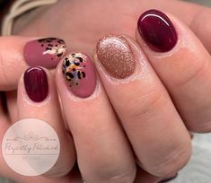 Autumn Leopard Print Nails, Berry Nail Art, Autumn Cheetah Nails, Autumn Nails Animal Print, Fall Gel Nails Designs Autumn, Burgundy Leopard Print Nails, Fall Nails 2024 Leopard, Leopard Accent Nail Fall, Autumnal Nails