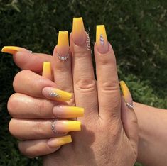 Yellow Nail Art Designs, Moms Nails, Yellow Nail Designs, Yellow Nail Art, Yellow Nails Design, Yellow Nail, Popular Nails