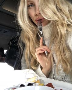 Color Rubio, Dream Hair, Hair Goals, Look Fashion, Hair Inspo, Hair Straightener, Balayage, Hair Inspiration