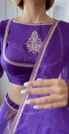 Girls Lehenga, Blouse Necklines, Blouse Designs High Neck, Lehenga Design, Bridal Sarees South Indian, Latest Blouse Designs Pattern, Backless Blouse Designs, Blouse Design Images