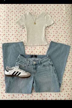 #summer #summeroutfits #summeroutfitideas #outfitinsposummer #outfit #outfitinspo #sambas #sambaoutfitas #adidas #spezials #denimskirt #goingoutoutfit #adidasshoestyled #sambasstyled #spezialsstyled #springoutfits #summeroutfitinspo #backtoschooloutfits #notmypicture Simple Outfits Everyone Has, Outfits Laid Out, Tuesday Outfit School, Outfits Sambas, Cute Basic Outfits, Simple Cute Outfits, Samba Outfit Ideas, Adidas Spezials