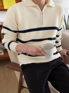 Sweater Outfits Men, Sweater Polo, Beige Pullover, Chic Sweater, Pullover Outfit, Winter Outfits Men