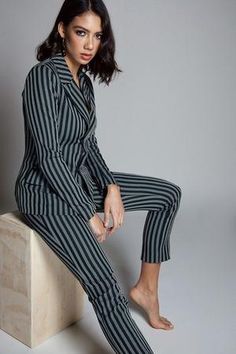 Dress like a boss in this two piece, blazer & pant set in a striped print fabric . Features cropped pants and blazer jacket. A gorgeous style up for work, dinner or night out. Dress Like A Boss, Pant Romper Outfit, 6th Form Outfits, Pant Suit Set, Trendy Blazers, Print Pant, Bodysuit Blouse, Womens Dress Suits, Romper And Jacket