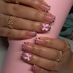 Leopard Nail Designs, Acrylic Nail Supplies, Cheetah Nail Designs, Cheetah Nails, Romantic Nails, Leopard Print Nails, Nagel Tips, Leopard Nails, Fake Nails With Glue