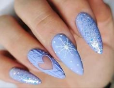 Nails Navidad, Paznokcie Hello Kitty, Blue Christmas Nails, Kutek Disney, Nagel Tips, Christmas Gel Nails, Sweater Nails, Seasonal Nails