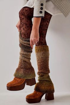 The Cardigans, Knit Leg Warmers, Leg Warmer, Mode Vintage, Boho Clothing, Leg Warmers, Look Fashion, Boho Outfits, Aesthetic Clothes