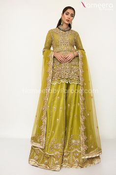 Pakistani Bridal Sharara Short Shirt With Sharara, Cupcake Topping, Bridal Sharara, Sharara Dress, Zardozi Work, Raw Silk Fabric, Short Shirt, Elegant Embroidery, Pakistani Bridal Dresses