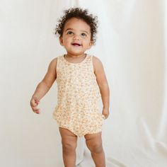 Perfect for warm weather, playdates, and all the moments along the way. Quick change bottom snaps so that diaper changes don't slow them down. Luxuriously soft & built for hand me downs. Terry Romper, Baby Dungarees, Sibling Gifts, Gender Neutral Baby Clothes, Sleeveless Rompers, Spring Looks, Floral Romper, One Piece Dress, Baby Romper