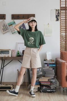 K Fashion Summer, Japanese Summer Outfits, Japan Style Summer, Japanese Summer Fashion, Boyish Outfits, Korean Casual Outfits, Tomboy Outfits, Tomboy Style Outfits, Easy Trendy Outfits