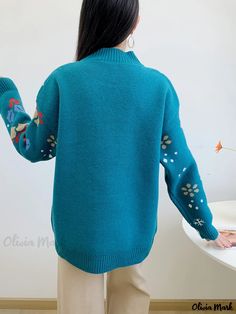 Olivia Mark - Christmas Bear Pattern Pullover Sweater, Casual Mock Neck Long Sleeve Sweater, Women's Clothing Casual Christmas Crew Neck Cardigan, Green Crew Neck Winter Cardigan, Green Crew Neck Cardigan For Winter, Green Winter Tops For Cold Weather, Green Crew Neck Winter Outerwear, Elegant Fabric, Mock Neck Long Sleeve, Christmas Bear, Sweater Women's