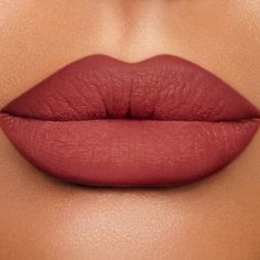 Medium rose-pink lip liner Charlotte Tilbury Lip Cheat, Basic Makeup Tutorial, Charlotte Tilbury Lip, Makeup Nails Designs, Berry Lips, Bond Girl, Rose Lipstick, Eye Makeup Pictures, Crazy In Love