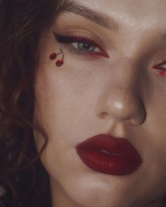 Red Makeup Looks, Maquillage On Fleek, Bb Glow, Red Eye Makeup, Red Makeup