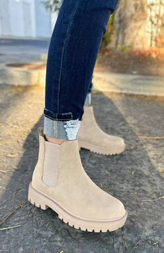 Chunky vegan leather platform boots with elastic sides for easy pull on  True to size fit Cute Outfits With Chunky Boots, Fall Winter Shoes Woman, Short Boots For Women, Fall Outfit With Chelsea Boots, Fall Shoe Inspo 2024, Fall Shoes For Dresses, Fall Shoes Women 2024, Chelsea Ankle Boots Outfit, 2024 Winter Shoes