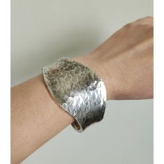 Discover A Unique Piece Of Artisan Craftsmanship With This Stunning Vintage Sterling Silver Mexican Hammered Cuff Bracelet. Weighing A Substantial 35.6 Grams, This Bracelet Showcases The Intricate Artistry Of Traditional Mexican Silversmithing. Features: Material: Sterling Silver Weight: 35.6 Grams Width: 2 Inches (Front, Widest Area) Hallmarks: Stamped 925 And Mex, Signifying Genuine Quality And Mexican Origin Design: Hammered Texture For A Rustic Yet Sophisticated Look Condition: Excellent Vin Handmade Artisan Bangle, Elegant Hand-cast Cuff Jewelry, Handmade Cuff Bracelet For Wedding, Handmade Wedding Cuff Bracelet, Handmade Artisan Cuff Bracelet, Elegant Hand Cast Cuff Bracelet, Handmade Cuff Bracelets For Formal Occasions, Elegant Hammered Cuff Bangle, Bohemian Style Cuff Bangle For Formal Occasions