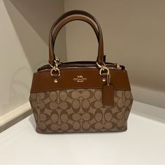 Perfect Condition Doesn’t Have The Long Strap Brown Handheld Box Bag With Detachable Strap, Brown Coach Bag With Wrist Strap, Vintage Brown Rectangular Bag With Detachable Strap, Vintage Brown Bags With Detachable Handle, Vintage Brown Bag With Detachable Top Handle, Womens Purses, Hand Bag, Coach Bags, Bag Lady