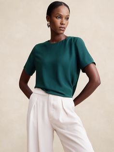 Classic Crew-Neck T-Shirt | Banana Republic Factory Solid Color Crew Neck Top For Work, Crew Neck Short Sleeve Top For Workwear, Green Viscose Short Sleeve Tops, Modern Green Tops For Workwear, Sleek Crew Neck Tops For Work, Green Crew Neck Top For Work, Sleek Crew Neck Tops For Workwear, Green Crew Neck T-shirt For Work, Comfy Flats