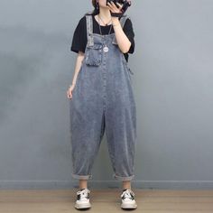 Comfortable, One of Kind. Overalls online shop,|One Size|Spring/Fall|Hand Wash|Female|Black|Loose|Pullover|Pocket|Full Length|Street|Denim|Solid Color Overalls Baggy, Womens Denim Overalls, Denim Retro, Jumpsuit Summer, Bib Overalls, Denim Material, Vintage Pants, Overalls Women, Summer Fabrics