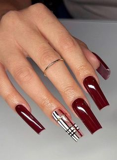 Burgundy Nail Designs, Wine Nails, November Nails, Cute Christmas Nails, Classy Acrylic Nails, Burgundy Nails, Nail Swag, Nail Forms, Christmas Nail Designs