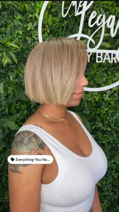 Black Women Blonde Bob, Blonde Bob Black Women Natural Hair, Blonde Hair Short Cut, Blonde Bob Side Part, Blond Short Bob, Blonde Side Part Bob, Beige Blonde Bob, Postpartum Hairstyles, Ash Blonde Hair Black Women