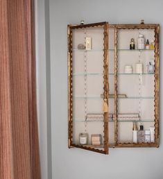 Bathroom Storage Aesthetic, Glass Cupboard Design, Bathroom Mirror Shelf, Hanging Bathroom Cabinet, Wall Shelves Ideas, Bathroom Wall Cabinet, Vintage Sink, Vanity Storage, Bathroom Shelf