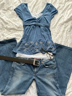 Outfit inspo, Inspiration, aesthetic, 2000s, fashion, fitspo, hollister babydoll top, gilmore girls, lace cami top Layered 2000s Outfits, Hollister Fall Outfits, Aesthetic Cute Outfits, Thrift Inspo Outfits, Babydoll Tops Outfit, 2000s Clubbing Outfits, Meeting Bf Parents Outfit, Babydoll Top Outfit Aesthetic, Holister Outfits Aesthetic