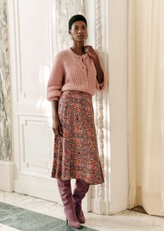 Emile Cardigan, Midi Rok Outfit, Midi Rock Outfit, Spring 23, Midi Skirt Outfit, Rock Outfit, Paris Mode, Mode Inspiration