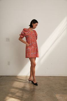 A mini version of our Zoom Dress in a lightweight, dainty floral satin from Italy. Pullover dress with a square neckline with a puff sleeve and inseam side pockets. Felix Dress, Colors And Emotions, Florida Woman, Breezy Dress, Knit Alpaca, Bow Jewelry, Skirt Jumpsuit, Red Floral, Square Neckline