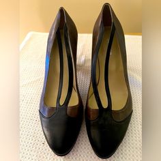 Anthropologie Two-Tone 3 Inch Heels. Size 38. Gorg. Mint Condition. Not Worn Anthropologie Shoes, 3 Inch Heels, Mint Condition, Shoes Women Heels, Two Tone, Anthropologie, Black And Brown, Shoes Heels, Size 7