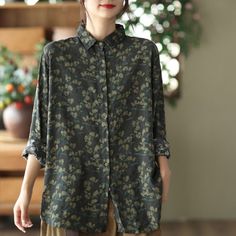 Green Printed Half Sleeve Blouse, Fall Printed Short Sleeve Blouse, Fall Season Printed Short Sleeve Blouse, Casual Green Half Sleeve Blouse, Printed Cotton Blouse For Fall, Green Half Sleeve Tops For Fall, Casual Half Sleeve Blouse For Fall, Green Printed Blouse For Fall, Casual Half Sleeve Shirt For Fall