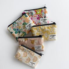 Trashy Outfits, Purse Pouch, Fashion Sewing, Zipper Pouch, Blush, Coin Purse, Pouch, Tote Bag, Sewing