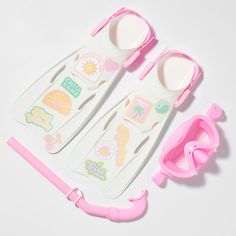 Kids Snorkel Set Medium | Summer Sherbet Pink – SUNNYLiFE US Swimming Accessories, Summer Necessities, Preppy Accessories, Summer Wishlist, Adventure Essentials, Snorkel Set, Grilling Gifts, Summer Fun List, Swimming Bag