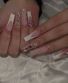 Pink Xv Nails, Xv Nails, Forest Quinceanera, Pink Bling Nails, Quince Nails, Blush Pink Nails, Girly Nails, Pisces Birthday, Cross Nails