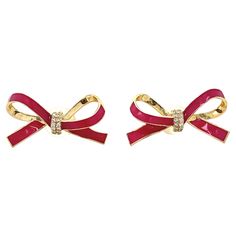 These delightful bow-shaped earrings for kids are crafted in gold, accented with sparkling natural diamonds and a charming pink enamel finish. The playful yet elegant design makes them perfect for birthdays, festive occasions, or simply adding a fun touch to everyday outfits. Lightweight and comfortable, these earrings are ideal for young ones who love a pop of colour and a little sparkle. A thoughtful gift to celebrate their special moments. THE STONES- These earrings consist of round diamonds Heart Diamond Earrings, Earrings For Kids, Earring Video, Butterfly Earrings Gold, Kids Earrings, Pink Enamel, Art Deco Diamond, Diamond Gold, Modern Earrings